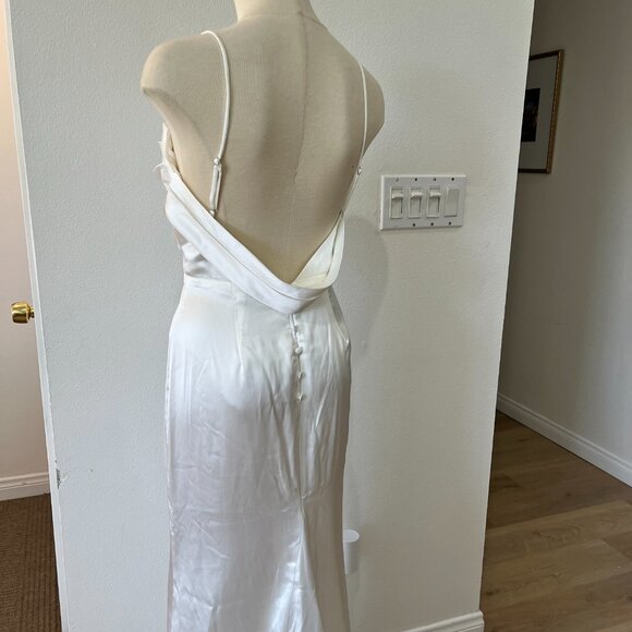 Lulus Lovely Endearment White Satin Sleeveless Bridal Wedding Maxi Dress X-Small - Picture 7 of 12